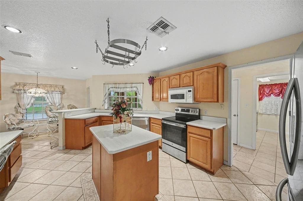 19112 ORTEGA STREET photo 18