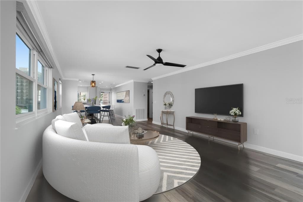6075 SHORE BOULEVARD S 315 photo 8