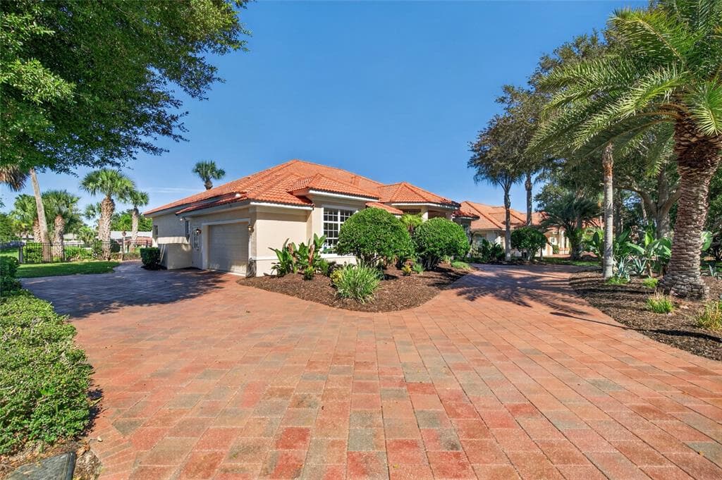 8 OLD OAK DRIVE N photo 6