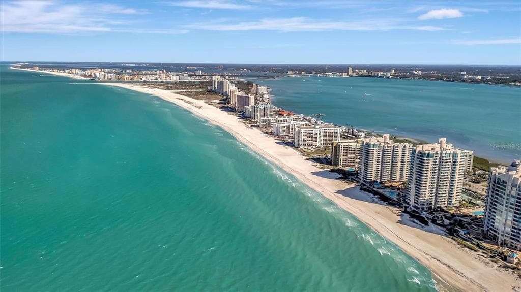 1230 GULF BOULEVARD 403 photo 2