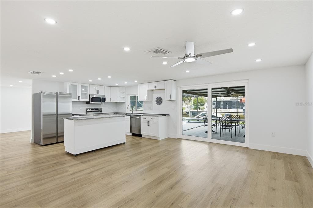 9911 ISLAND HARBOR DRIVE photo 10