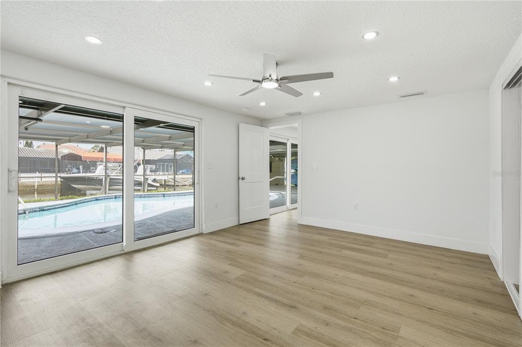 9911 ISLAND HARBOR DRIVE photo 15