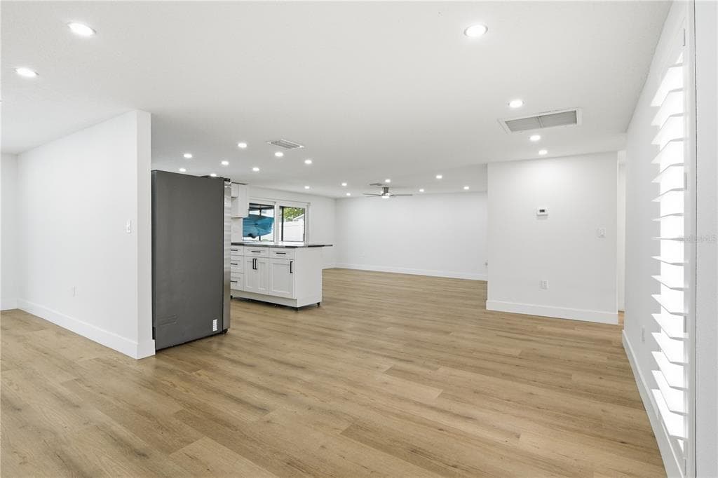 9911 ISLAND HARBOR DRIVE photo 4