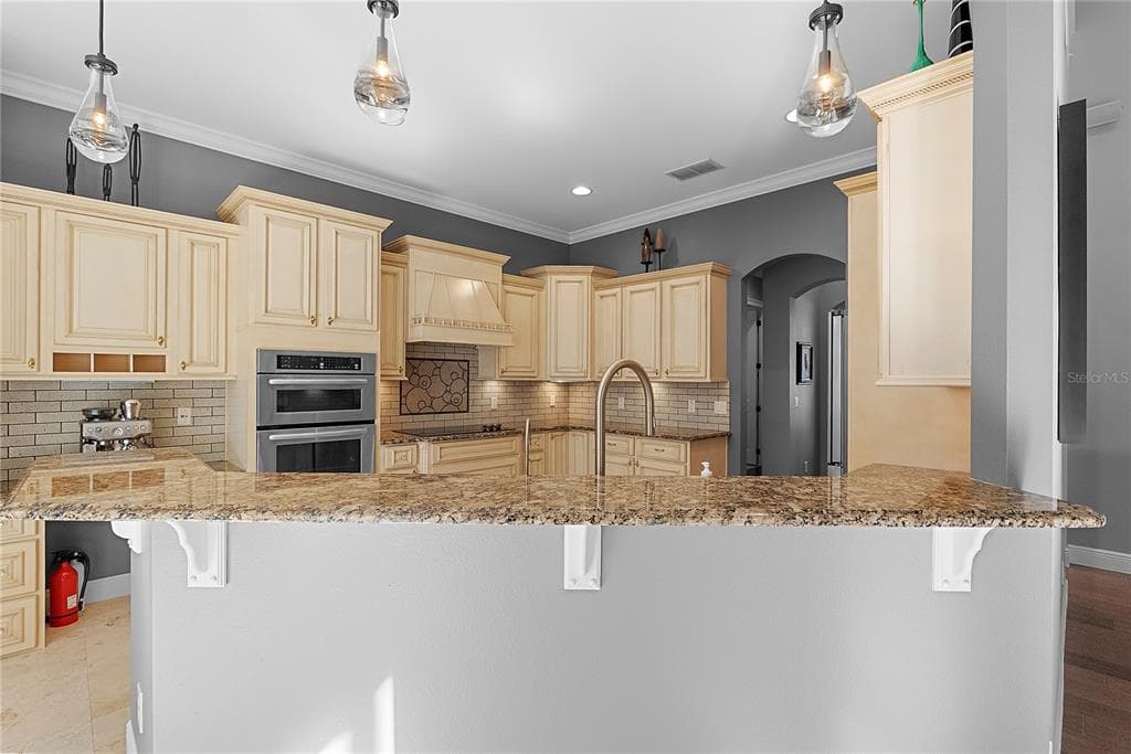 438 HARBOUR OAKS POINTE DRIVE photo 10