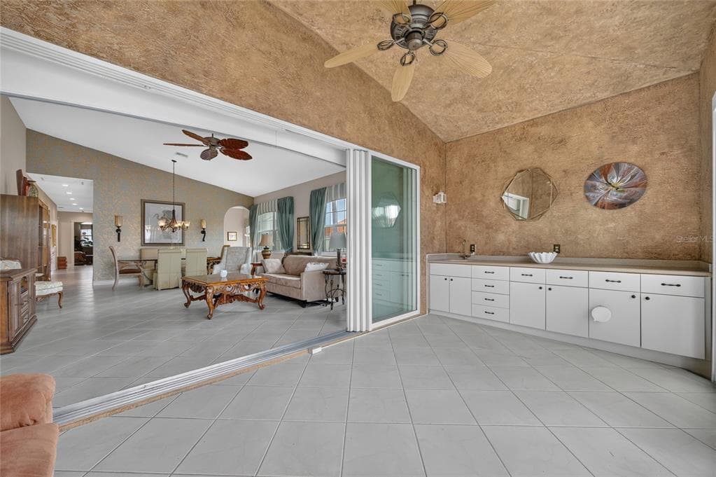 2590 TARPON COVE DRIVE 821 photo 22