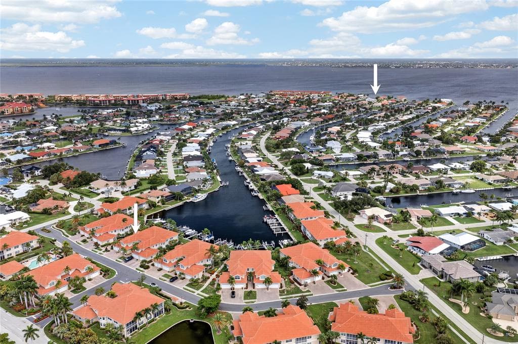 2590 TARPON COVE DRIVE 821 photo 3