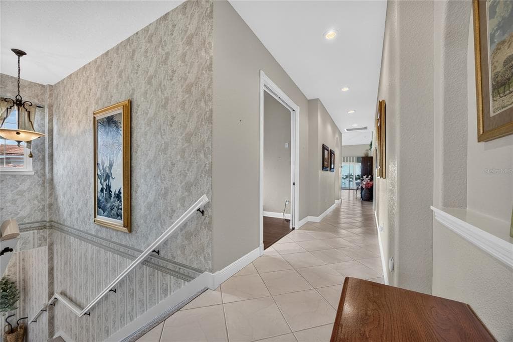 2590 TARPON COVE DRIVE 821 photo 8