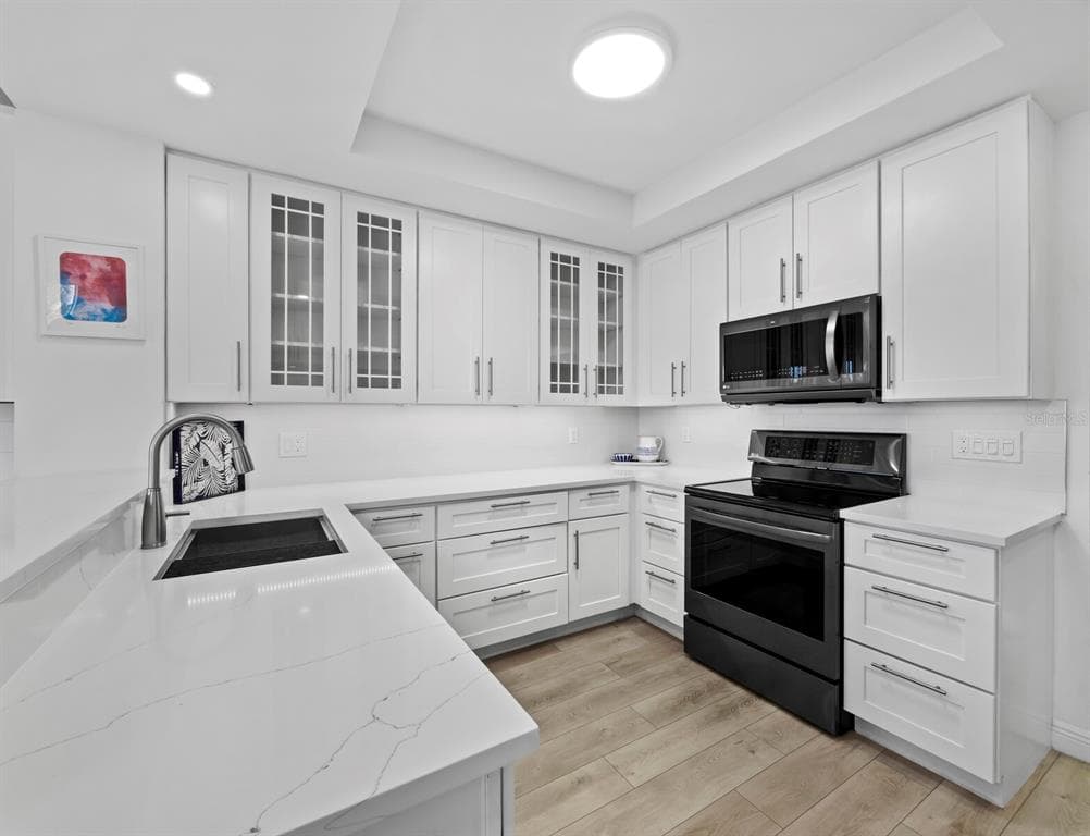 1906 HARBOURSIDE DRIVE 304 photo 17