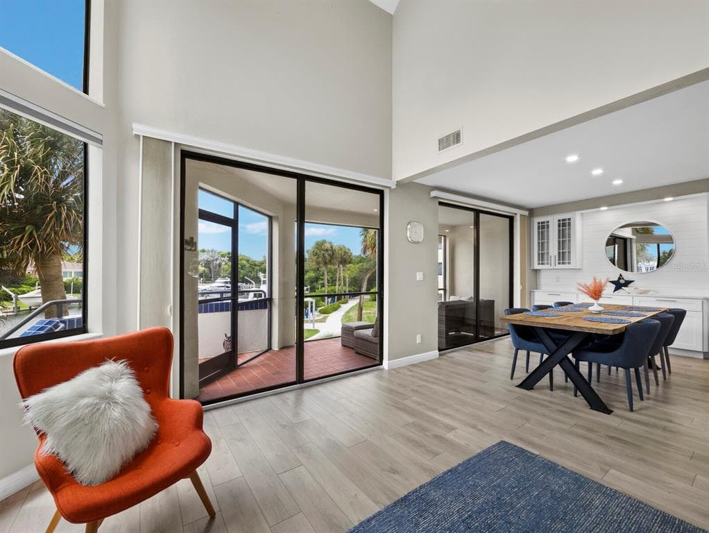 1906 HARBOURSIDE DRIVE 304 photo 7