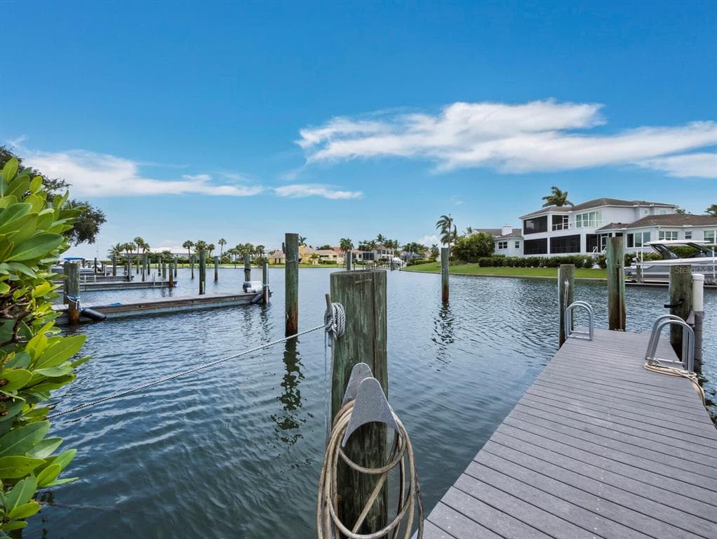1906 HARBOURSIDE DRIVE 304 photo 11