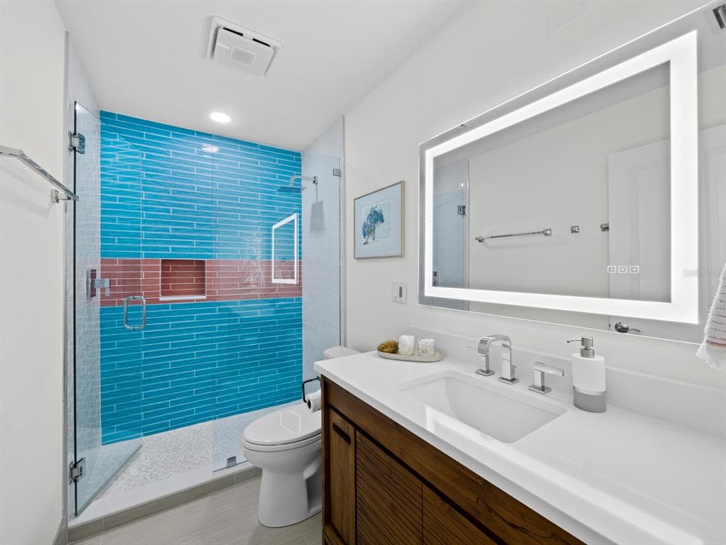 1906 HARBOURSIDE DRIVE 304 photo 19