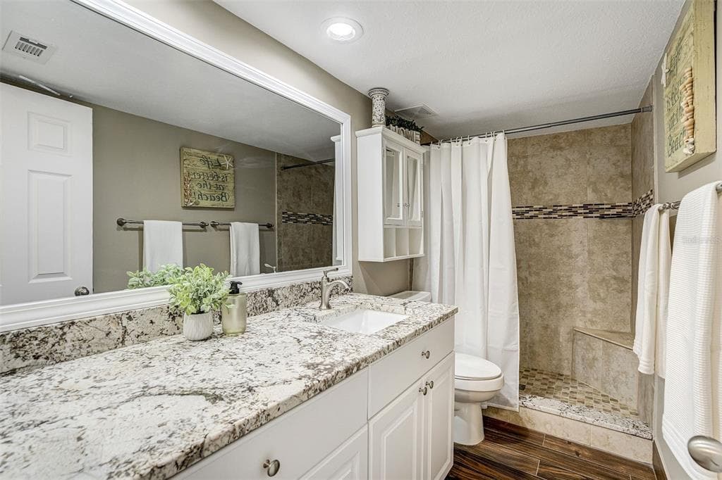 1581 GULF BOULEVARD 203N photo 22
