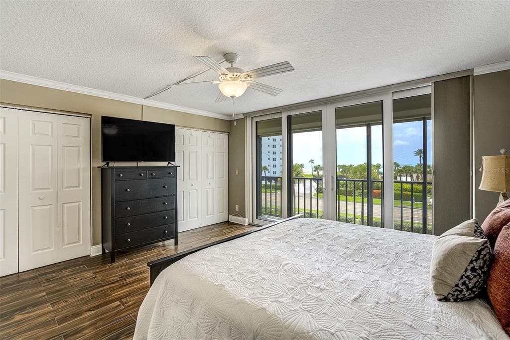 1581 GULF BOULEVARD 203N photo 15