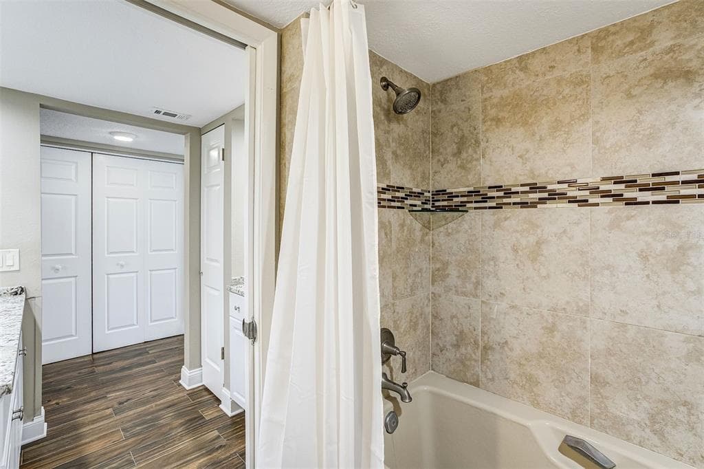 1581 GULF BOULEVARD 203N photo 19