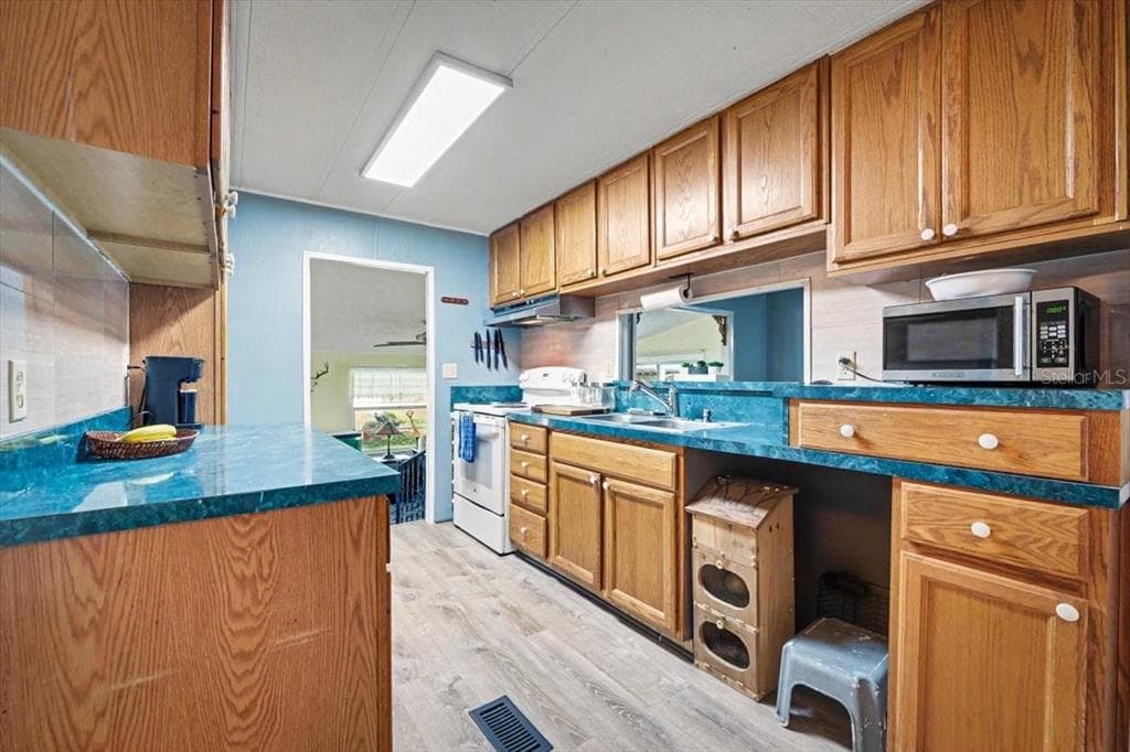 104 EDGEWATER ROAD photo 17