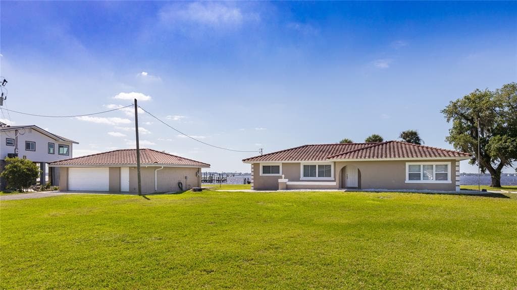 1808 STEVENSON ROAD photo 2