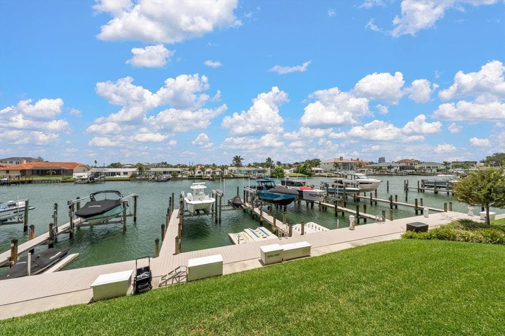 223 ISLAND WAY 2E photo 23