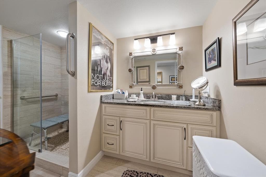 223 ISLAND WAY 2E photo 13