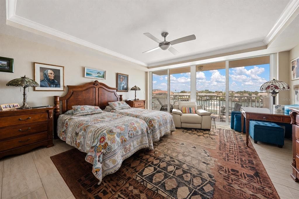 223 ISLAND WAY 2E photo 11