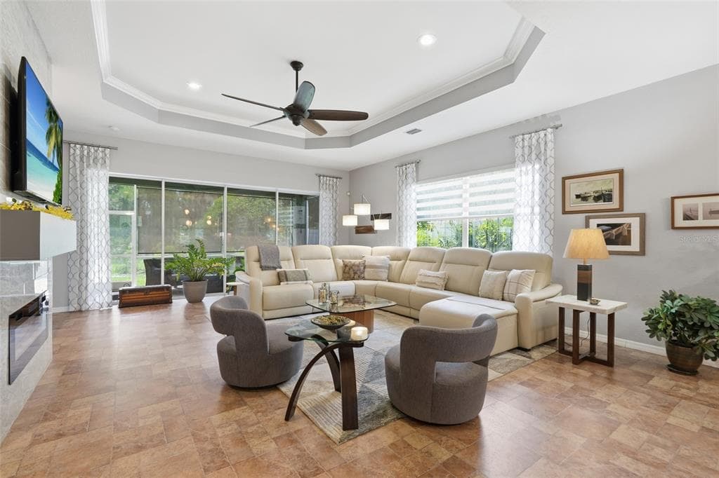 1509 SCARLETT AVENUE photo 7