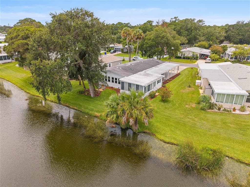 621 STARBOARD AVENUE photo 2