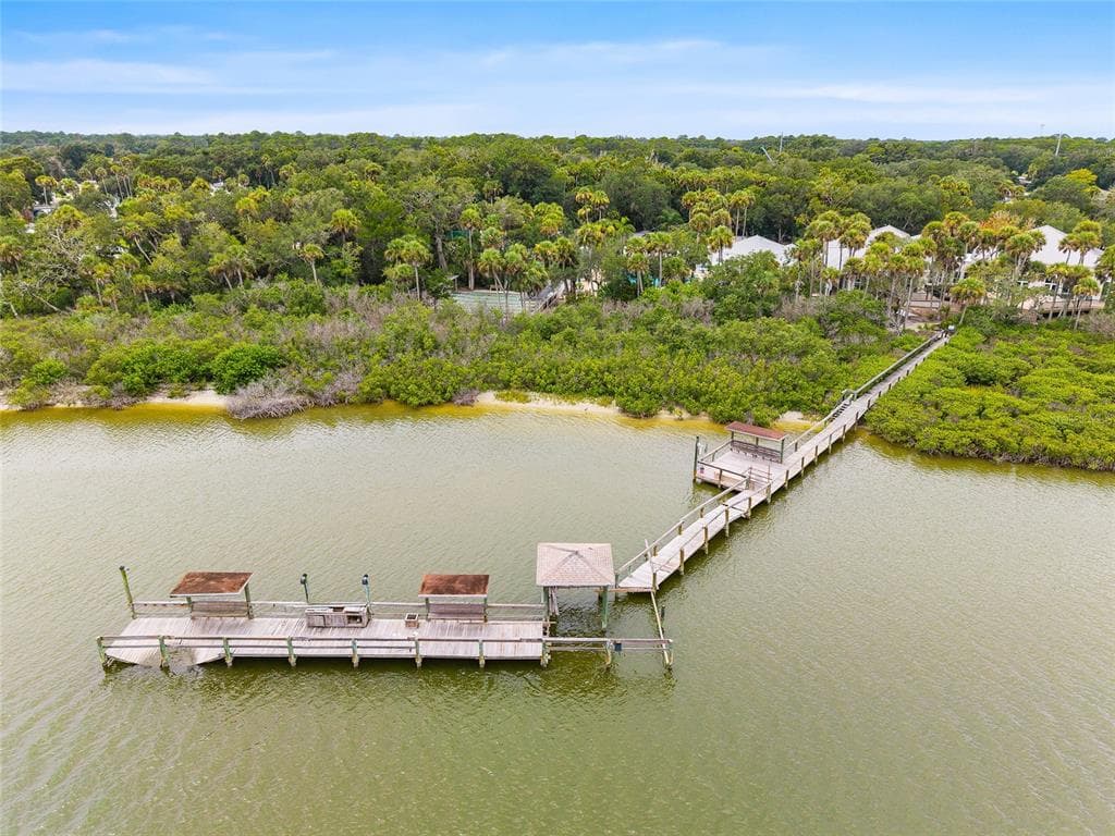 621 STARBOARD AVENUE photo 12