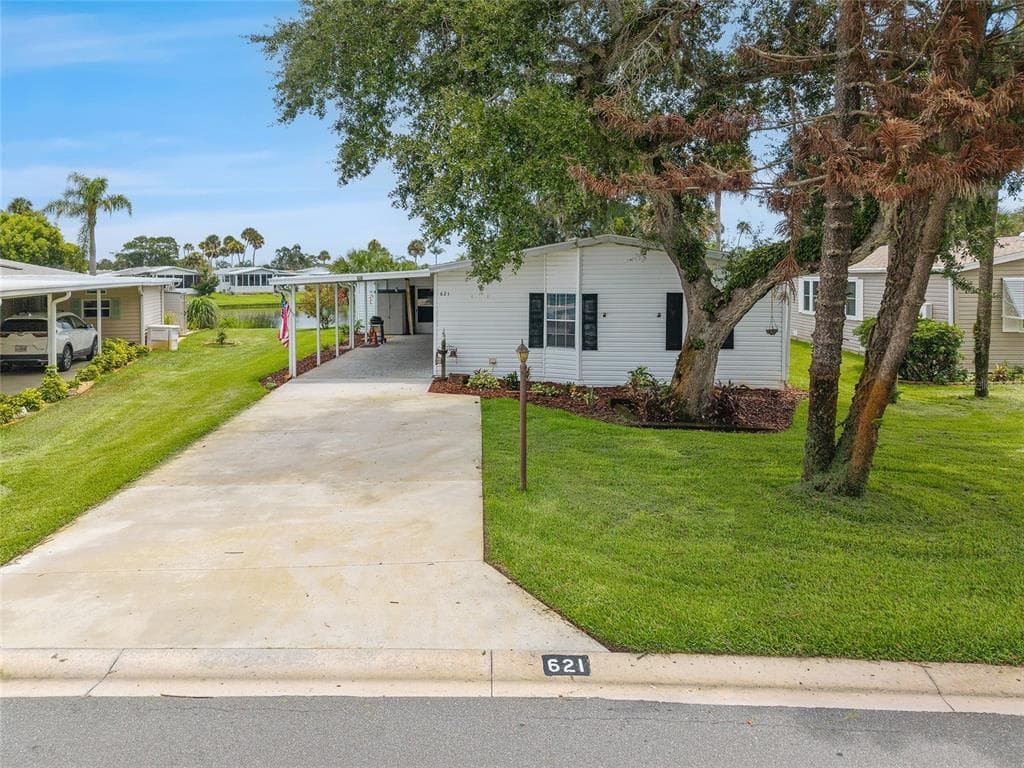 621 STARBOARD AVENUE photo 1