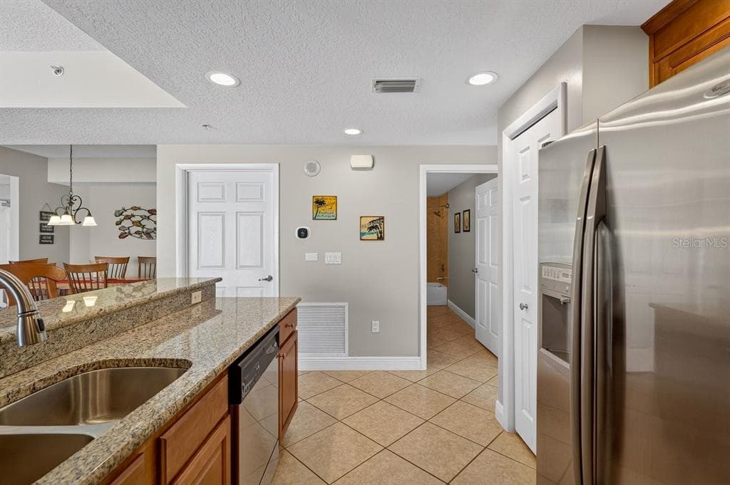 3799 S ATLANTIC AVENUE 601 photo 20