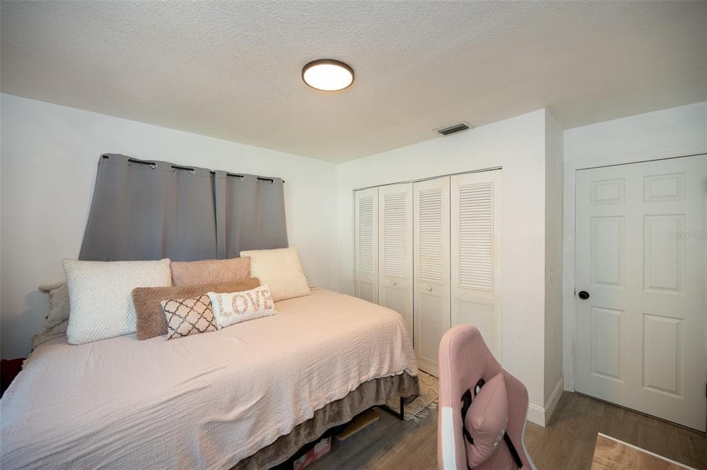 2131 HAINLIN COURT photo 13