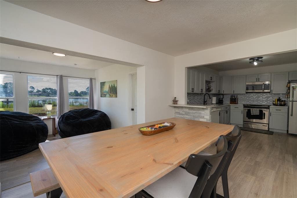 2131 HAINLIN COURT photo 22