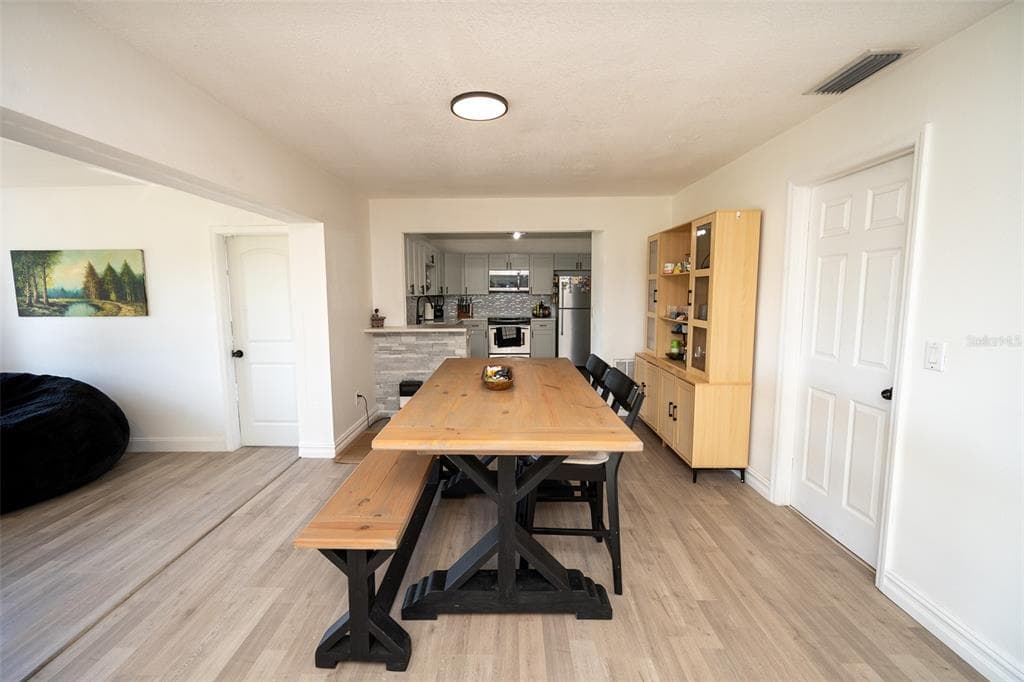 2131 HAINLIN COURT photo 21