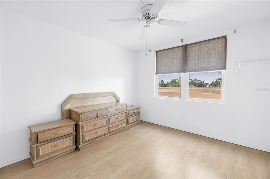 6001 BAHIA DEL MAR CIRCLE 428 photo 22