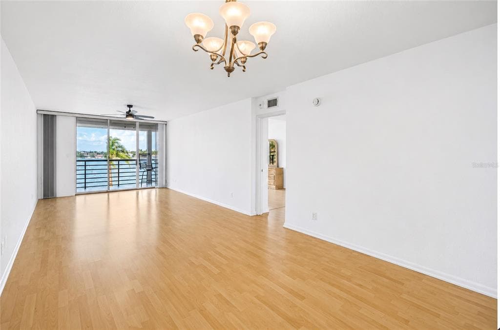 6001 BAHIA DEL MAR CIRCLE 428 photo 7