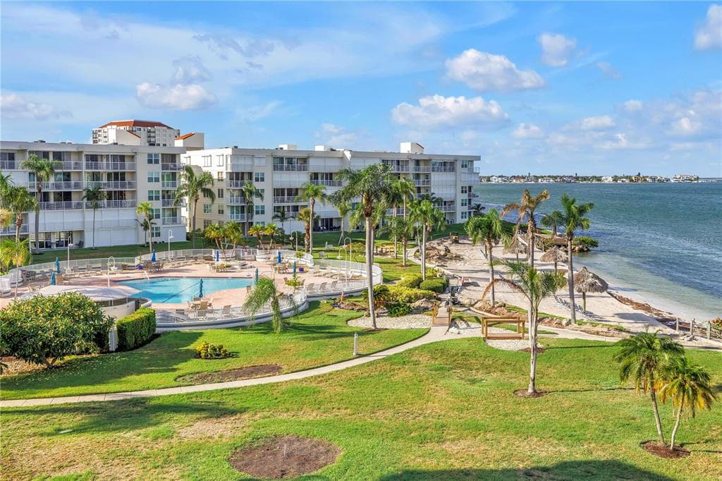 6001 BAHIA DEL MAR CIRCLE 428 photo 4