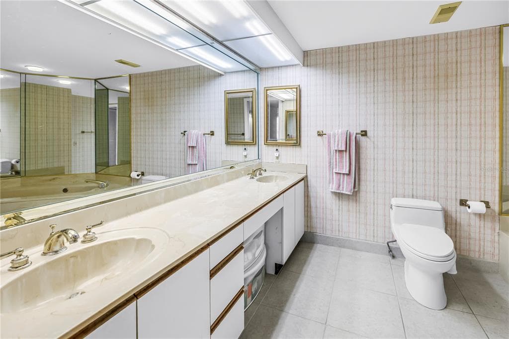 6500 SUNSET WAY 505 photo 21