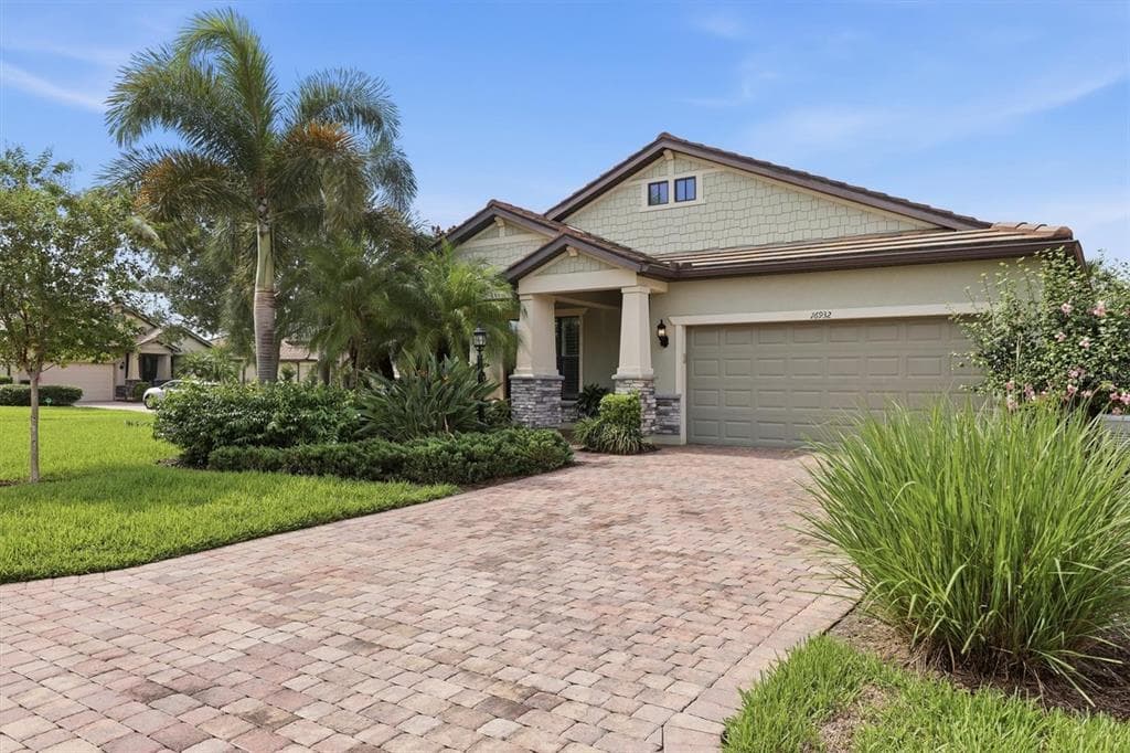 16932 PELHAM PLACE photo 2