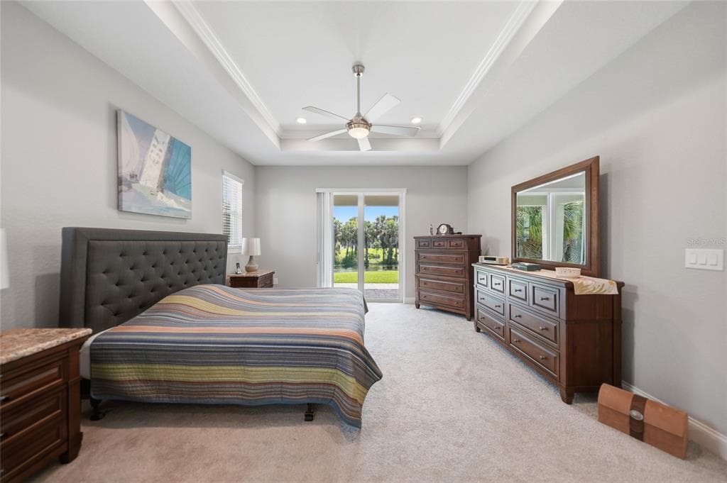 1182 YORKSHIRE STREET photo 23