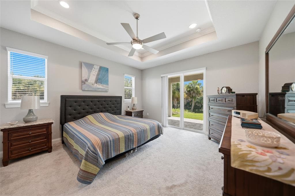1182 YORKSHIRE STREET photo 24