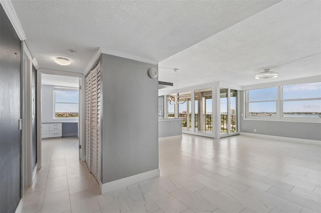 6265 SUN BOULEVARD 1004 photo 25