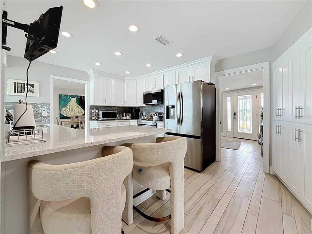 6351 3RD PALM POINT photo 17