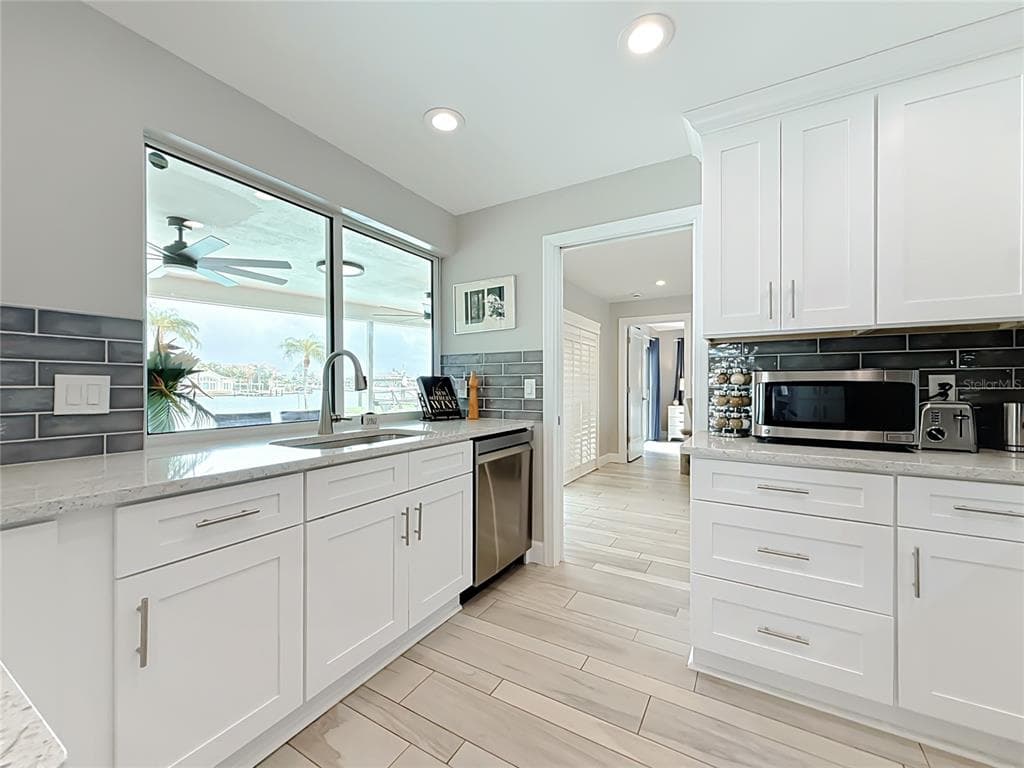 6351 3RD PALM POINT photo 11