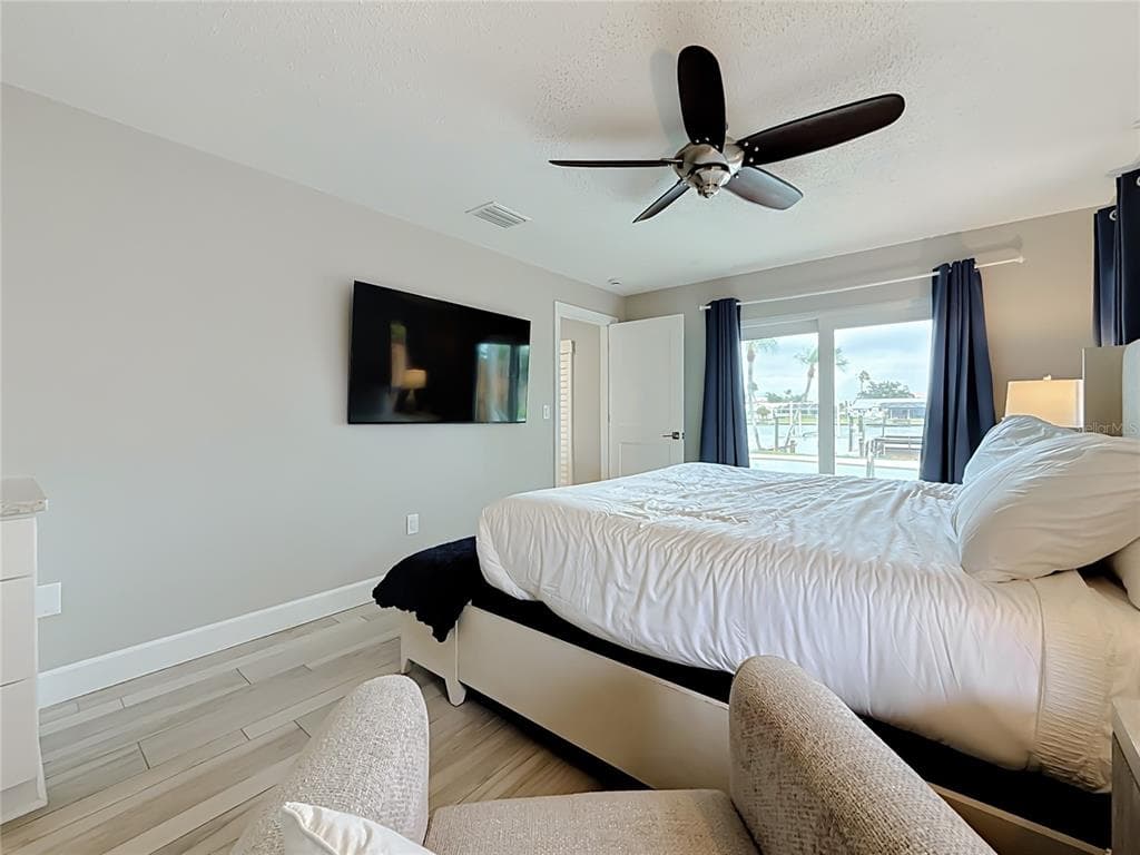 6351 3RD PALM POINT photo 25