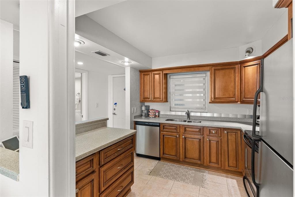 1230 GULF BLVD 1204 photo 11