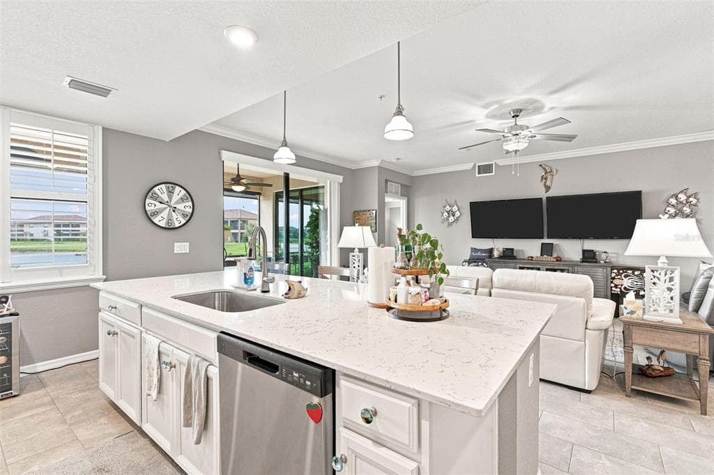 12455 GHIBERTI CIRCLE 101 photo 8