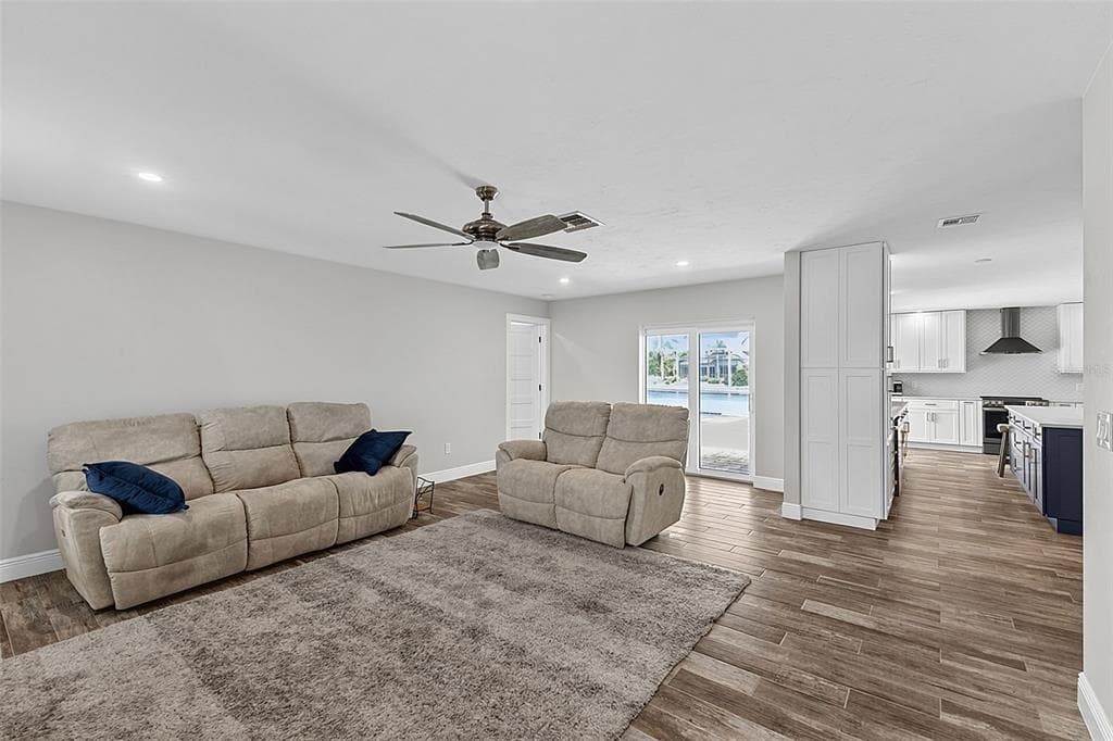 1230 SWAN COURT photo 19