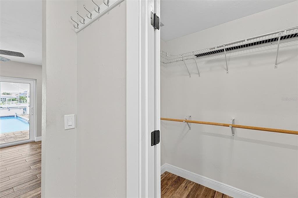 1230 SWAN COURT photo 25