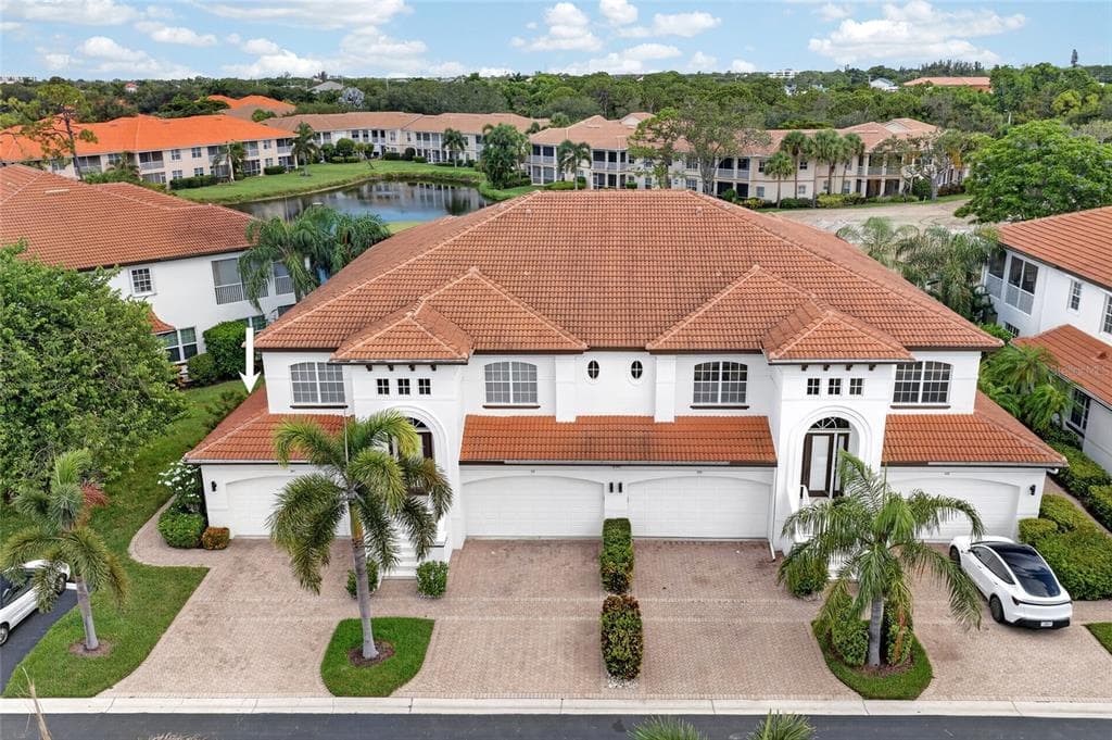 9141 LOS LAGOS COURT 101 photo 1