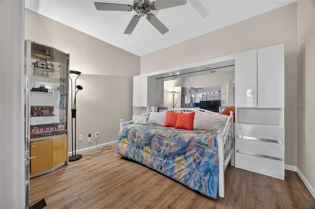 9141 LOS LAGOS COURT 101 photo 15