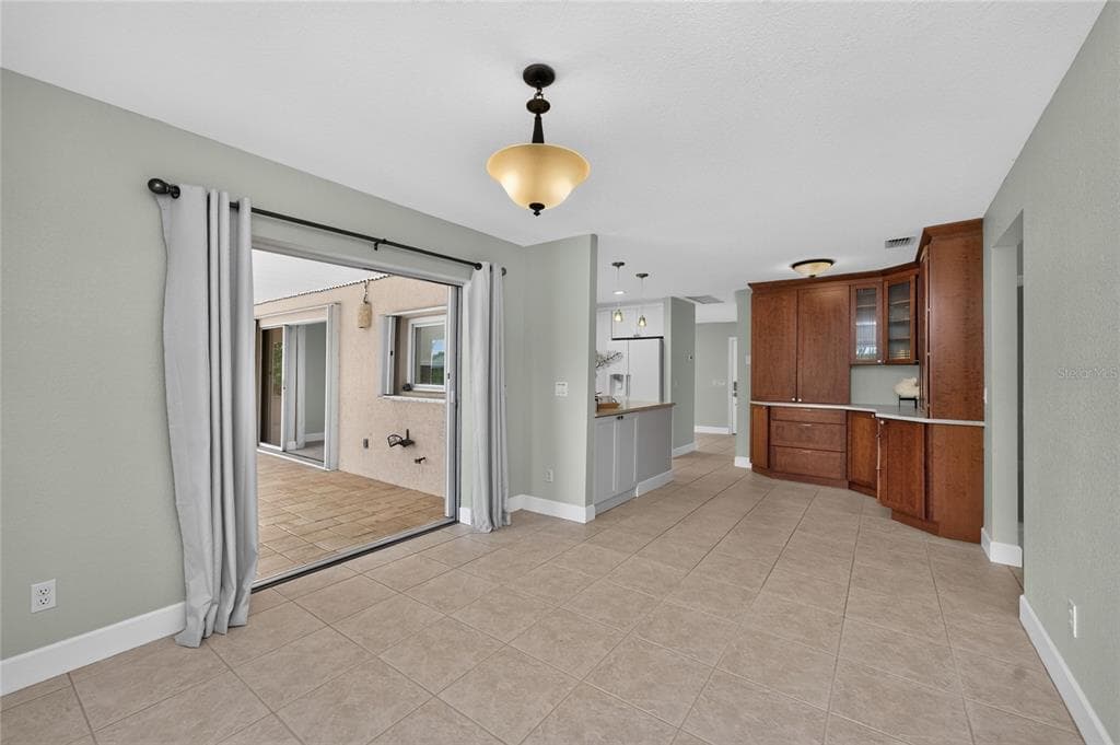 5105 ACKLEY TERRACE photo 22