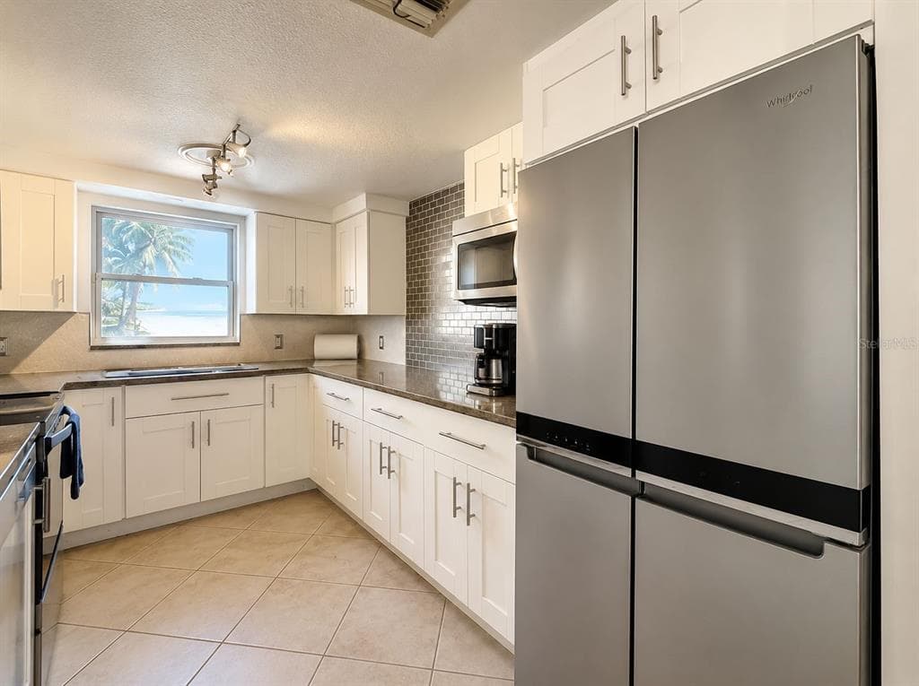 5016 MARLIN DRIVE photo 9